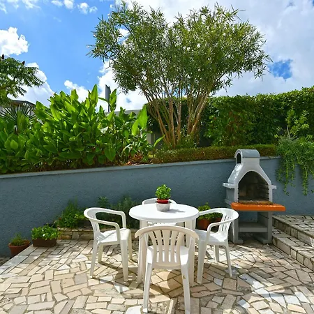 Zeljko 34 * Пула